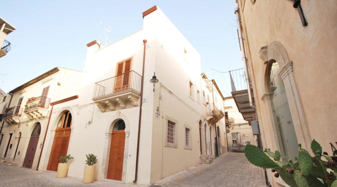 Hotel Novecento Scicli Exterior photo